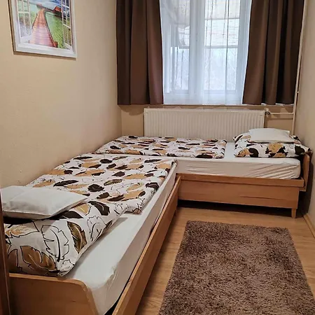 Tó Gunarasfürdő Apartamento Dombóvár