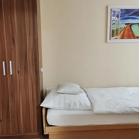 To Gunarasfuerdo Apartment *
