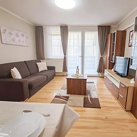 To Gunarasfuerdo Apartment *