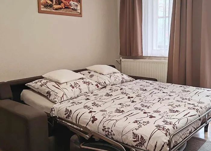 To Gunarasfuerdo Apartament Dombóvár